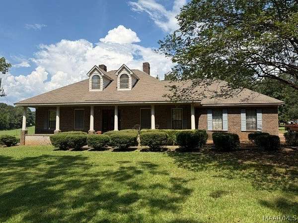3 Acres of Land with Home for Sale in Valley Grande, Alabama