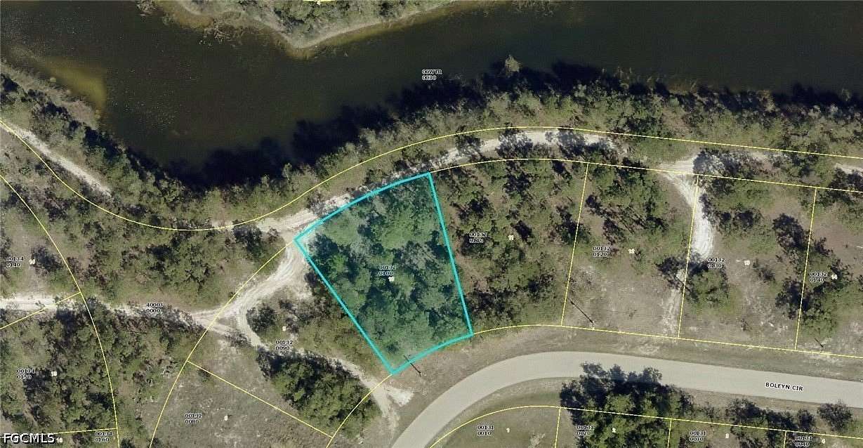 0.27 Acres of Residential Land for Sale in Lehigh Acres, Florida