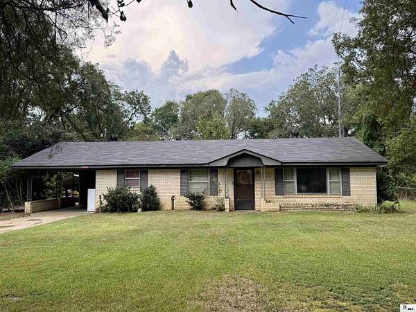 Land with Home for Sale in Bastrop, Louisiana