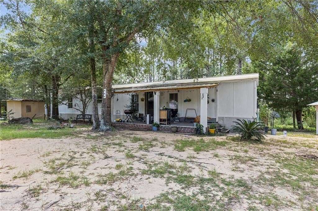 2 Acres of Land with Home for Sale in Wilmer, Alabama