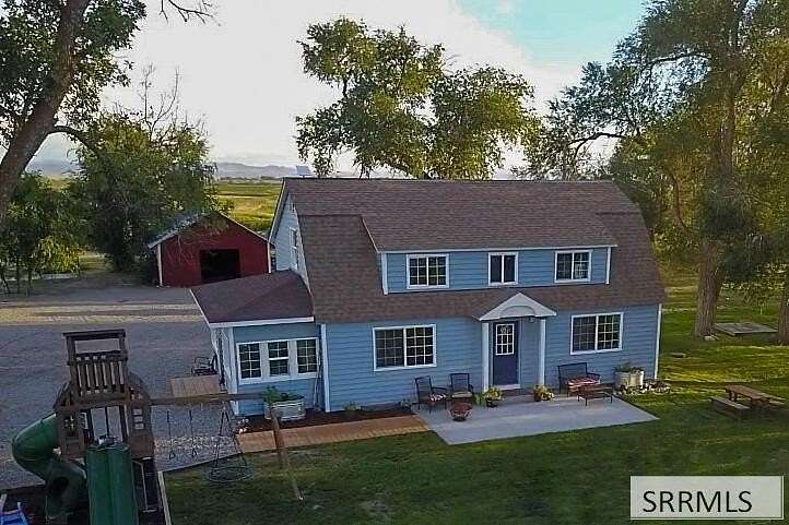 2.37 Acres of Land with Home for Sale in Aberdeen, Idaho