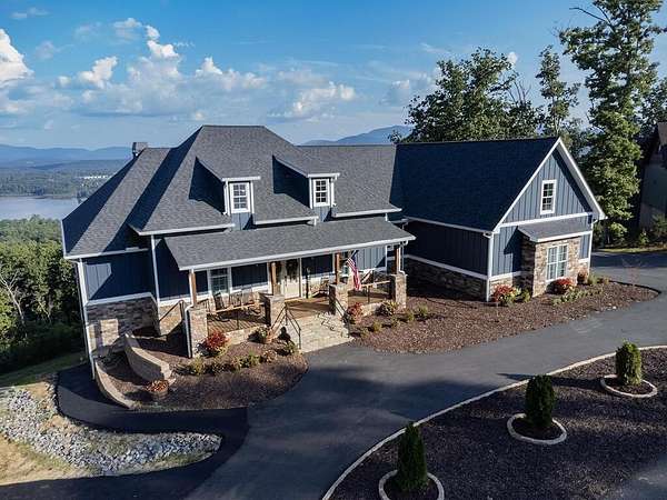2.83 Acres of Land with Home for Sale in Blairsville, Georgia