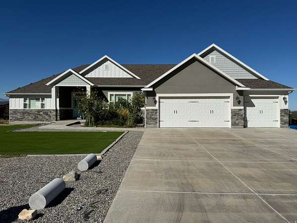 2.5 Acres of Land with Home for Sale in Erda, Utah
