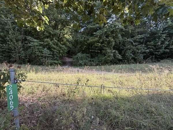 20 Acres of Recreational Land for Sale in Dowagiac, Michigan
