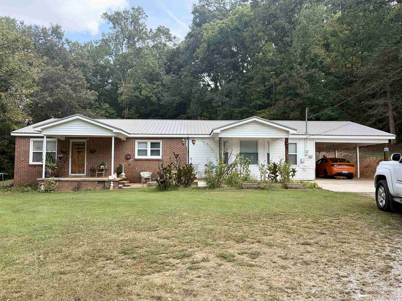 2 Acres of Land with Home for Sale in Florence, Alabama