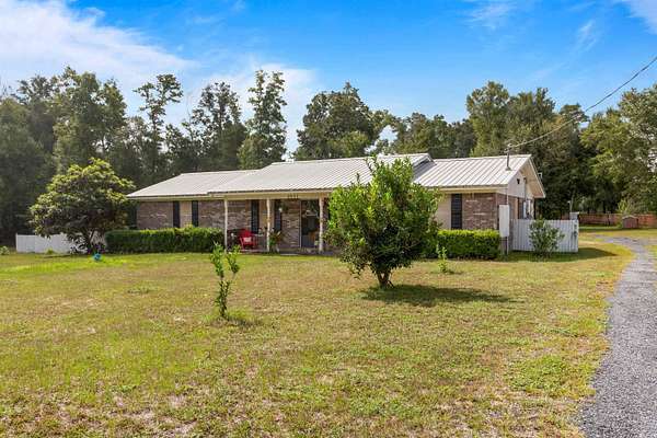 4 Acres of Land with Home for Sale in Greenwood, Florida
