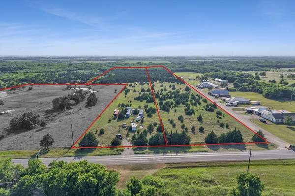11.4 Acres of Land for Sale in Greenville, Texas