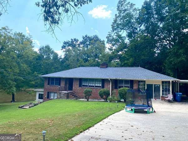 5.37 Acres of Land with Home for Sale in Lawrenceville, Georgia
