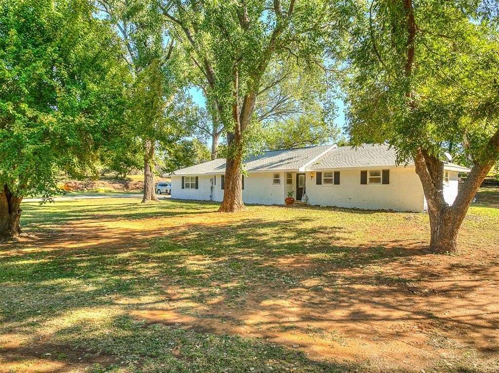 4.75 Acres of Land with Home for Sale in Edmond, Oklahoma