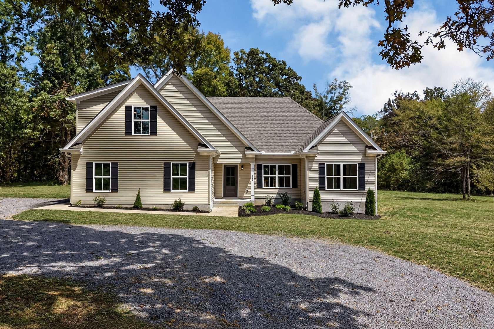 2.3 Acres of Land with Home for Sale in Shelbyville, Tennessee