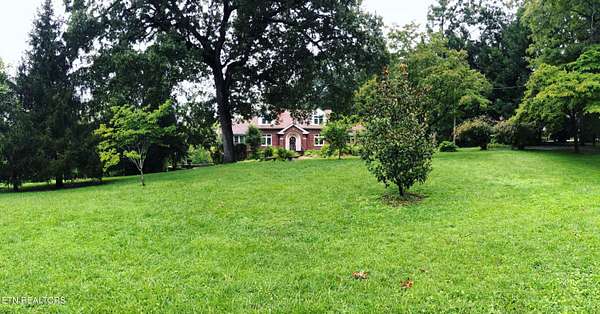 2.23 Acres of Land with Home for Lease in Knoxville, Tennessee