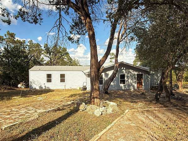2 Acres of Land with Home for Lease in Leander, Texas