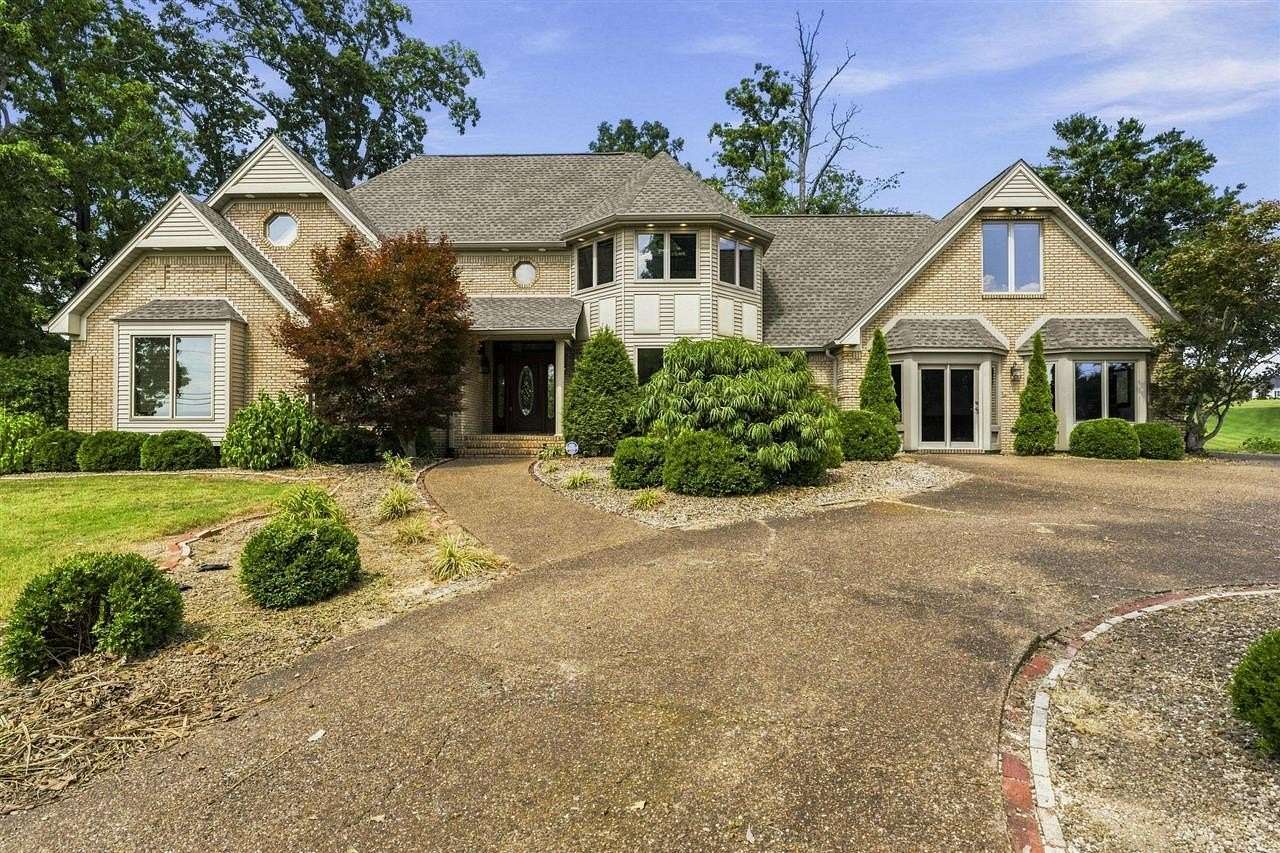 3.37 Acres of Land with Home for Sale in Scottsville, Kentucky