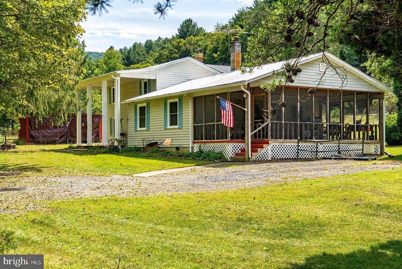 100 Acres of Land with Home for Sale in Mathias, West Virginia