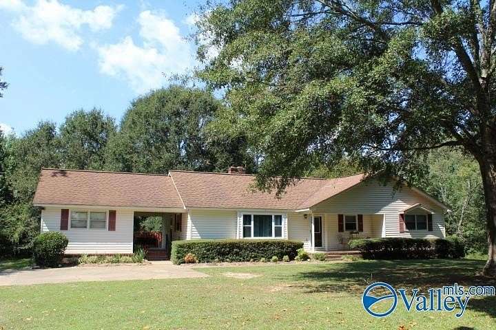 2.8 Acres of Land with Home for Sale in Arab, Alabama