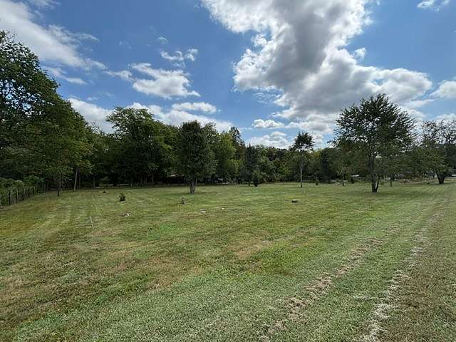 1.73 Acres of Residential Land for Sale in Franklin, Tennessee