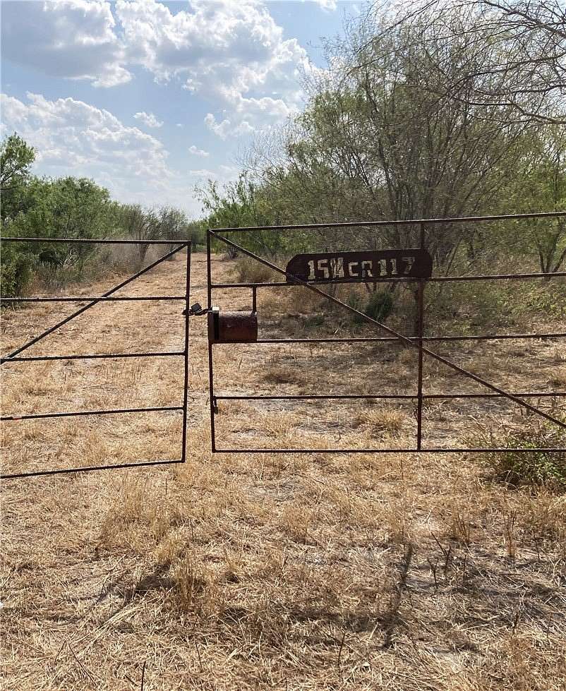 150 Acres of Land with Home for Sale in San Diego, Texas