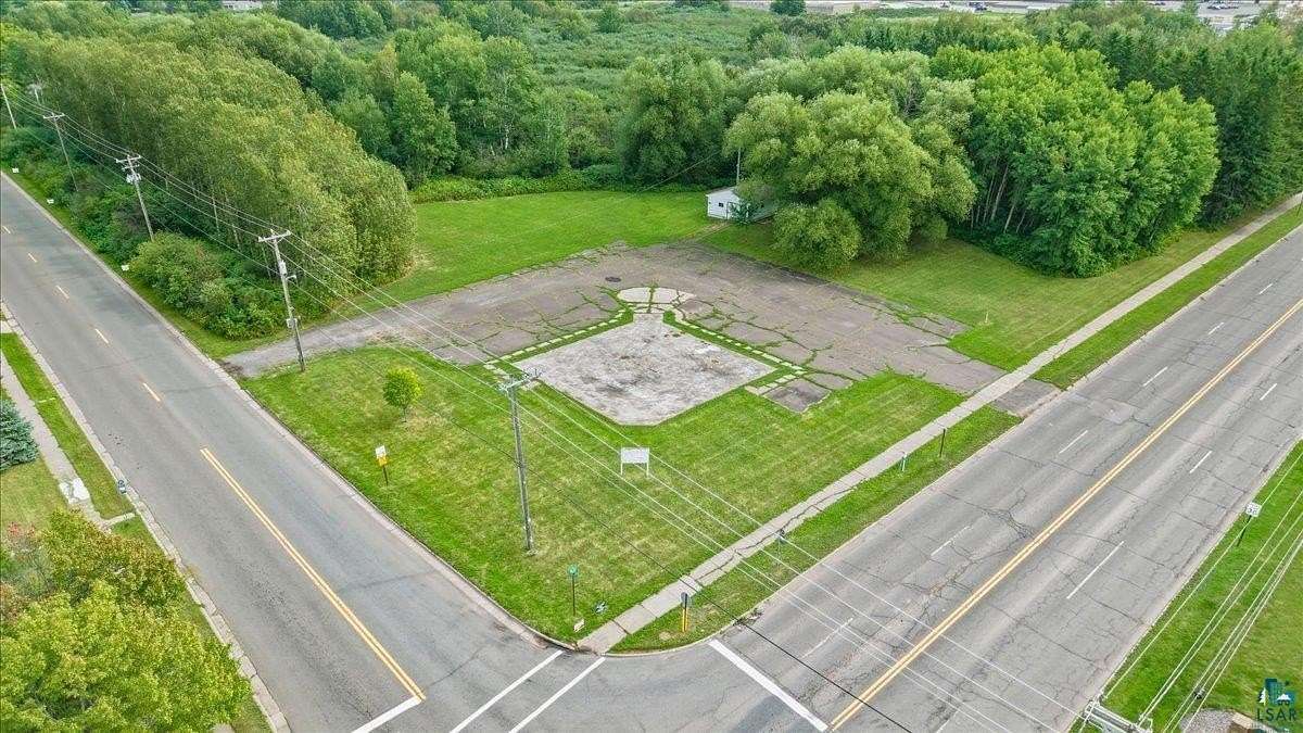 1.36 Acres of Residential Land for Sale in Superior, Wisconsin