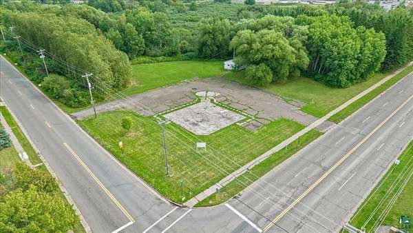 1.36 Acres of Residential Land for Sale in Superior, Wisconsin