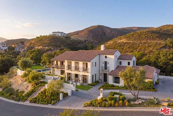 8.74 Acres of Land with Home for Sale in Calabasas, California