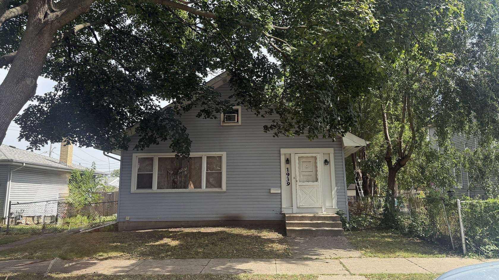 Residential Land for Sale in Des Plaines, Illinois