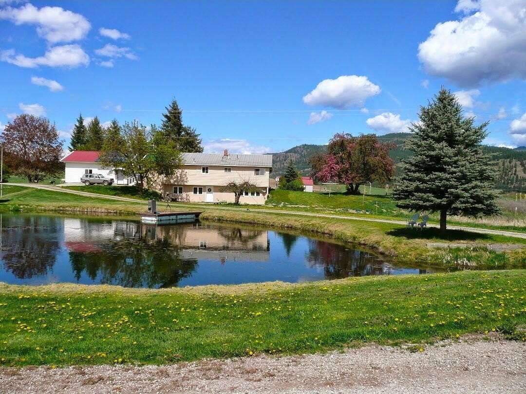 80 Acres of Land with Home for Sale in Chewelah, Washington