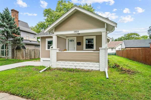 11 Acres of Land with Home for Sale in Rockford, Illinois