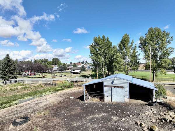 2.89 Acres of Residential Land for Sale in Nezperce, Idaho