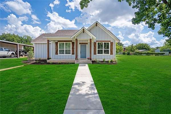2 Acres of Land with Home for Sale in Waller, Texas