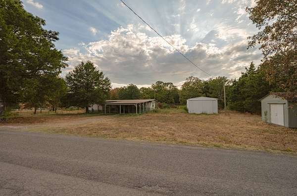 1.55 Acres of Land with Home for Sale in Eufaula, Oklahoma