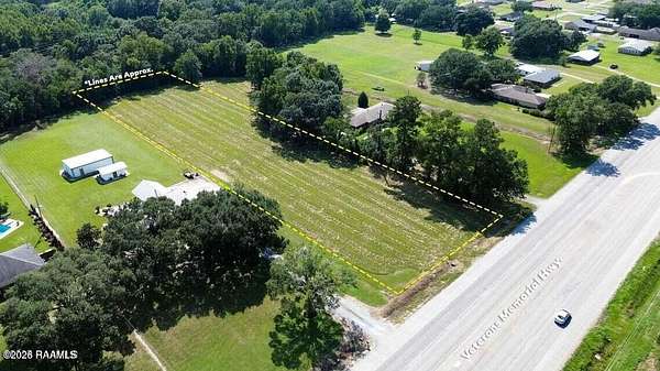 1.76 Acres of Residential Land for Sale in Abbeville, Louisiana