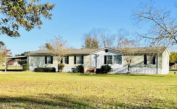 3 Acres of Land with Home for Lease in Carencro, Louisiana