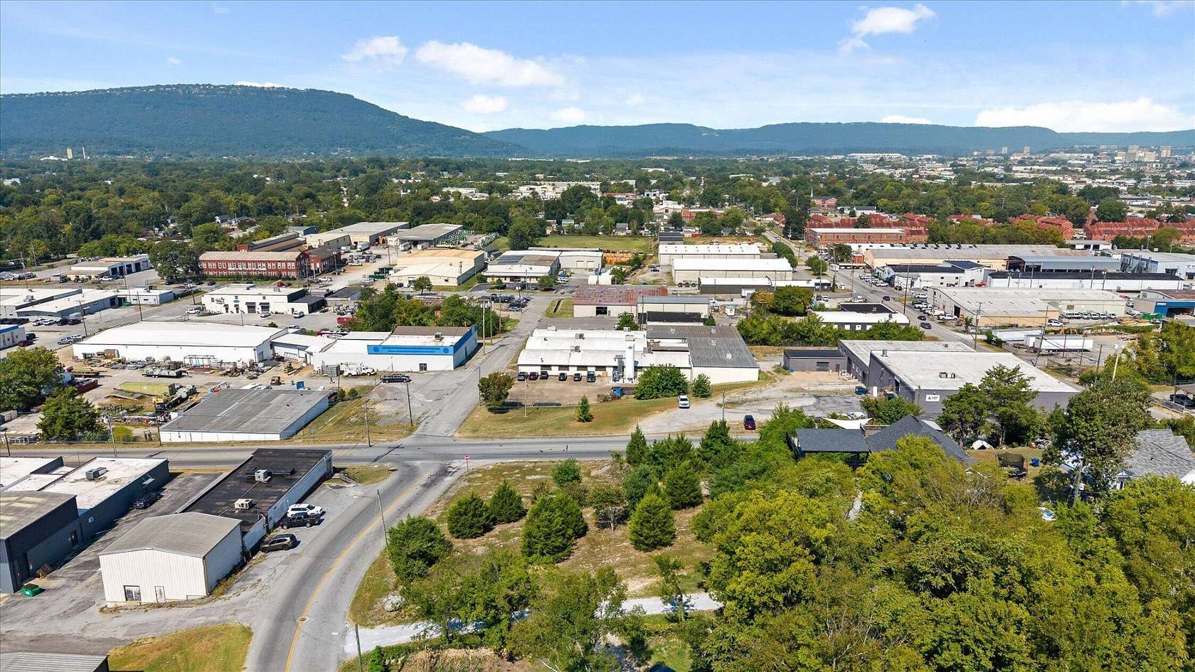 0.5 Acres of Land for Sale in Chattanooga, Tennessee