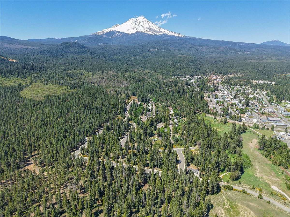 34 Acres of Recreational & Residential Land for Sale in McCloud, California