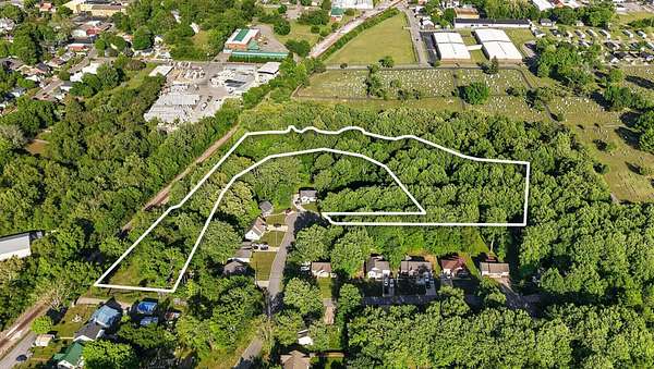 3.16 Acres of Residential Land for Sale in Springfield, Tennessee