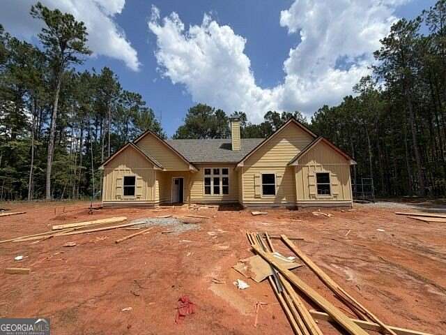 2.15 Acres of Land with Home for Sale in Hogansville, Georgia