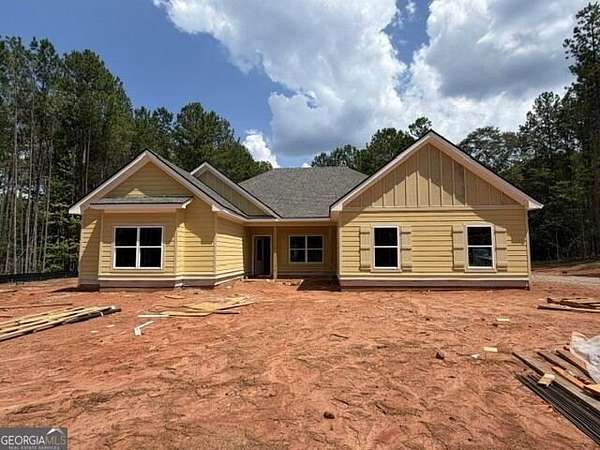 2.52 Acres of Land with Home for Sale in Hogansville, Georgia