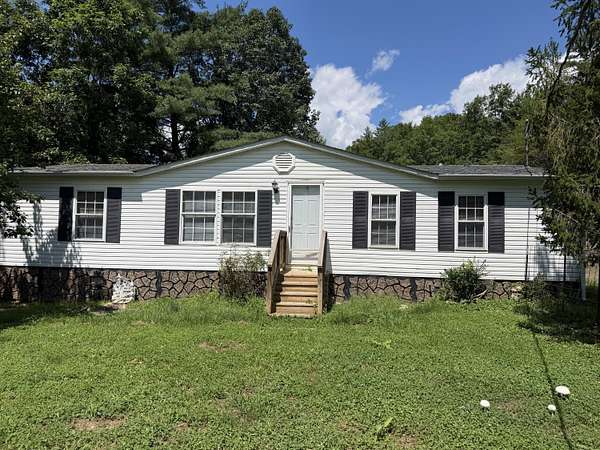 10 Acres of Recreational Land with Home for Sale in Covington, Virginia