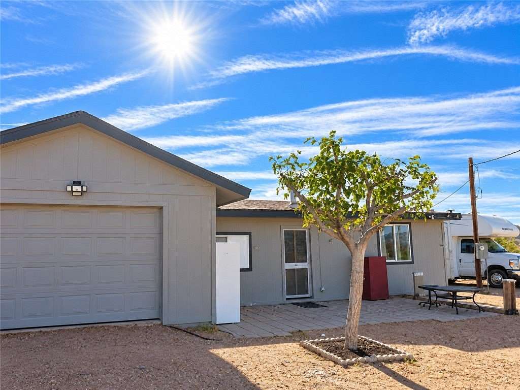 2.35 Acres of Improved Mixed-Use Land for Sale in Golden Valley, Arizona