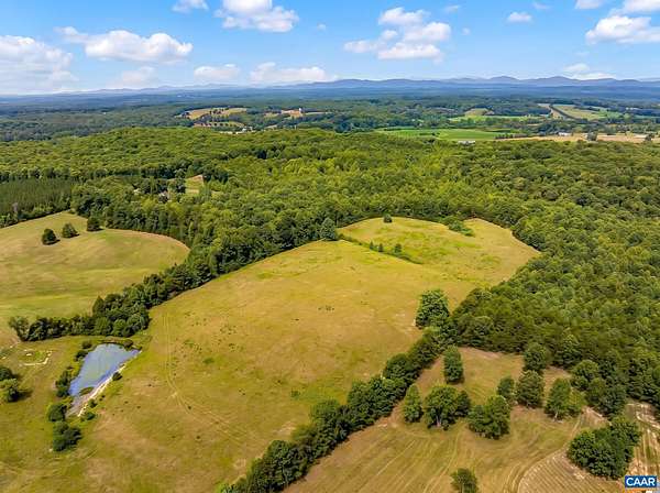 21.7 Acres of Recreational & Residential Land for Sale in Scottsville, Virginia