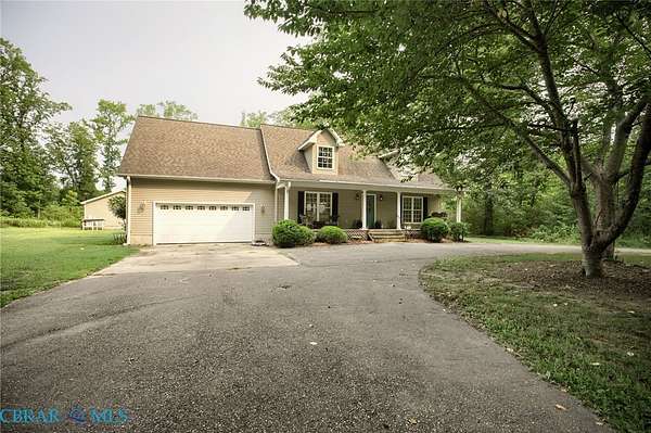 1.83 Acres of Land with Home for Sale in Gloucester, Virginia