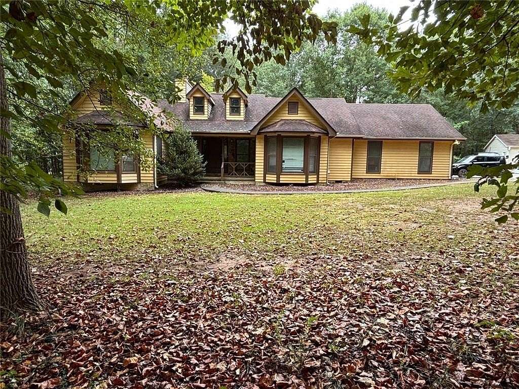2.3 Acres of Land with Home for Sale in Hampton, Georgia