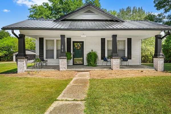 1.65 Acres of Land with Home for Sale in Mooreville, Mississippi