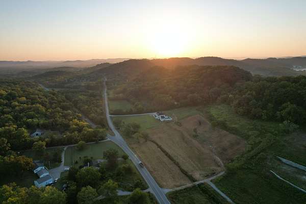 5 Acres of Residential Land for Sale in Franklin, Tennessee