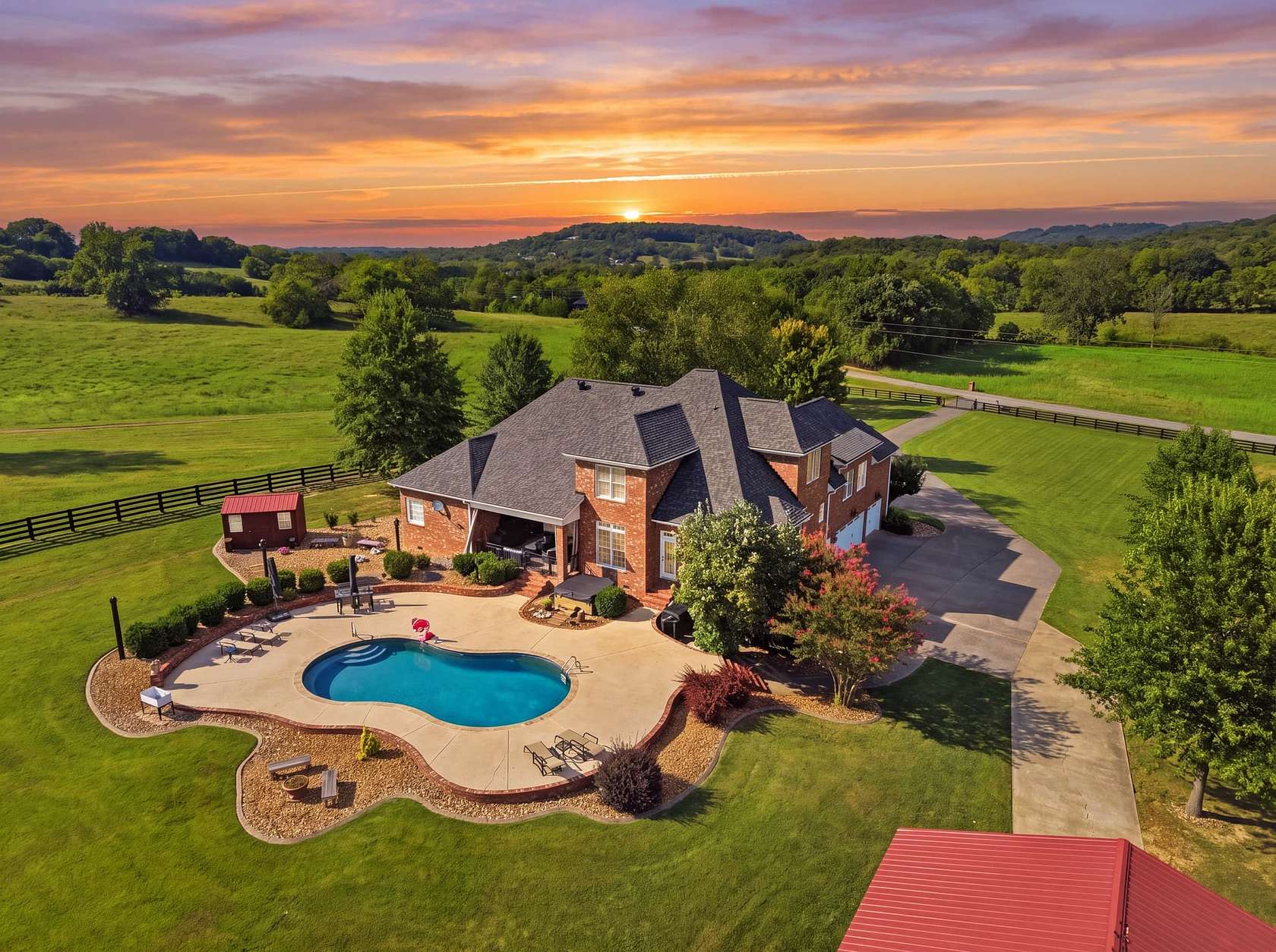 13.5 Acres of Land with Home for Sale in Milton, Tennessee