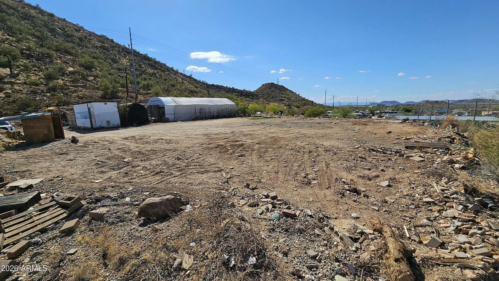 2.5 Acres of Improved Mixed-Use Land for Lease in Phoenix, Arizona