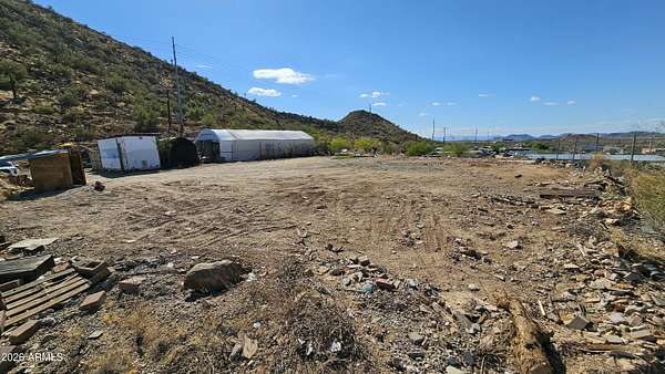 2.5 Acres of Improved Mixed-Use Land for Lease in Phoenix, Arizona