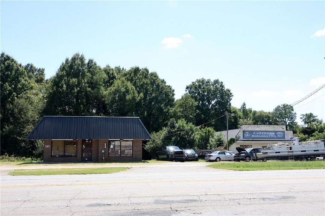 8.82 Acres of Commercial Land for Sale in Anderson, South Carolina