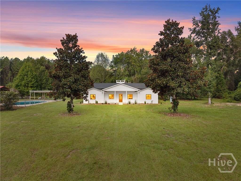 13.3 Acres of Land with Home for Sale in Brooklet, Georgia