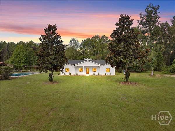 13.3 Acres of Land with Home for Sale in Brooklet, Georgia
